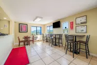 Econo Lodge - Waynesville - breakfast