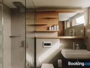 Nebesa Chalets