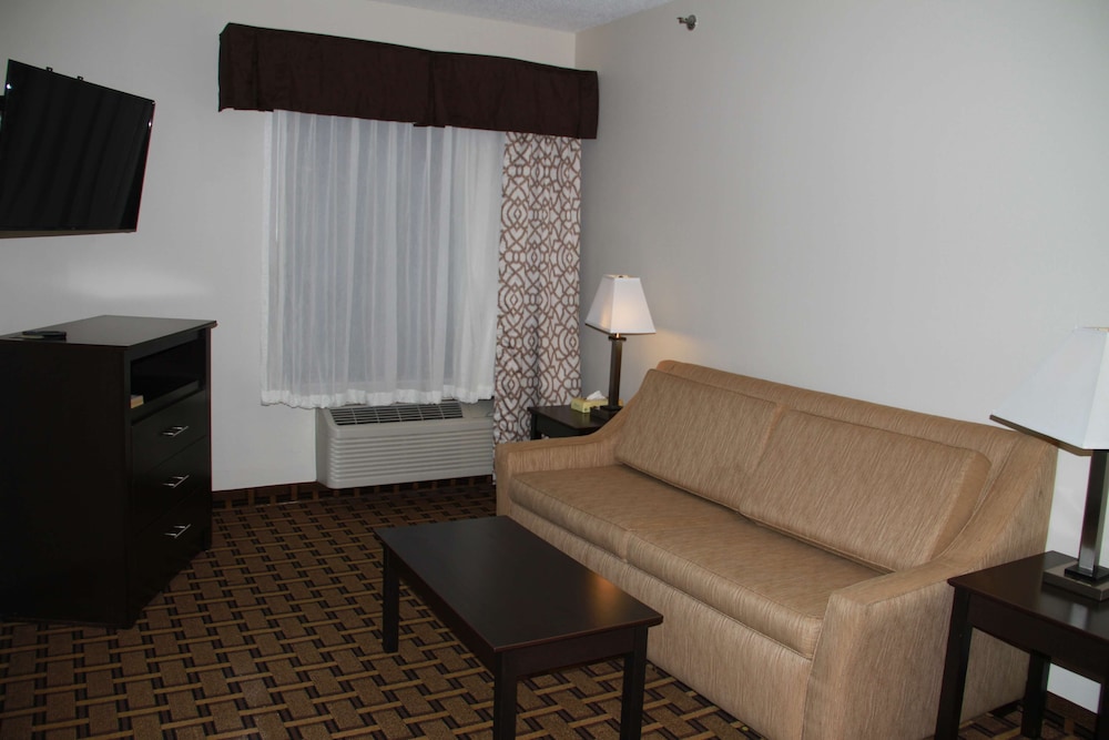 SureStay Plus Hotel by Best Western Coralville Iowa City