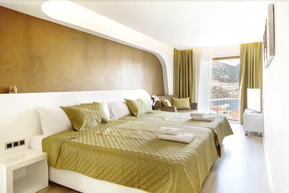 Rhapsody Hotel & Spa Kalkan