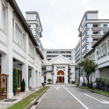 Four Chain View Hotel Отели рядом с достопримечательностью «Торговый центр Paya Lebar Square»