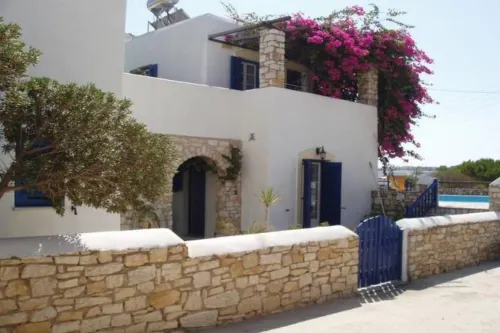 Naoussa Accommodation by Armelina