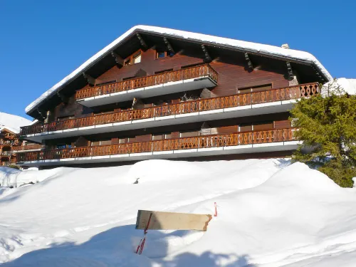 Diure 0113 Hotel a Entremont