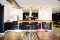 Arty Paris Porte de Versailles by River