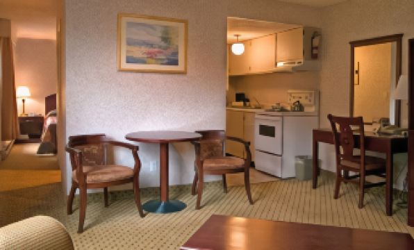 Best Western Plus Burnaby Hotel