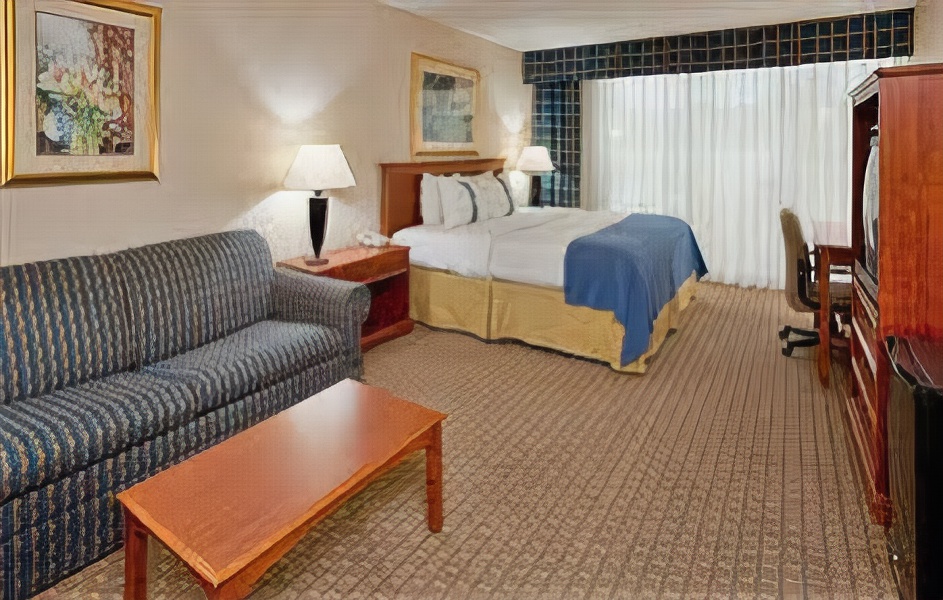 Best Western Premier Alton-St. Louis Area Hotel