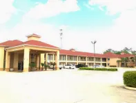 سوبر 8 باي ويندام ليك تشارلز نورث إيست فنادق في 