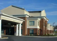 Holiday Inn Express & Suites Rochester-Victor Các khách sạn ở Fishers