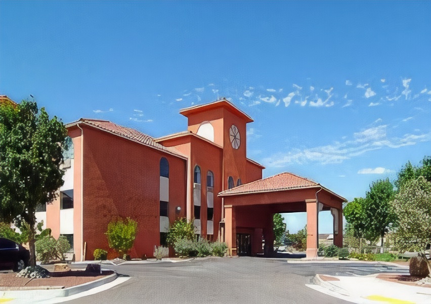 Quality Inn & Suites Albuquerque West