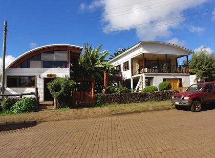 Inaki Uhi Hotel