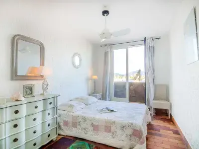 Galiote Hotels near Le Lezard
