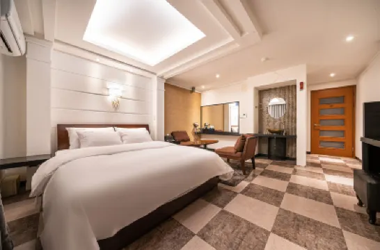 Uijeongbu Hotel the Fine Hotels near Island Castle Water Park