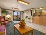 Super 8 by Wyndham Gallipolis Pt Pleasant Area