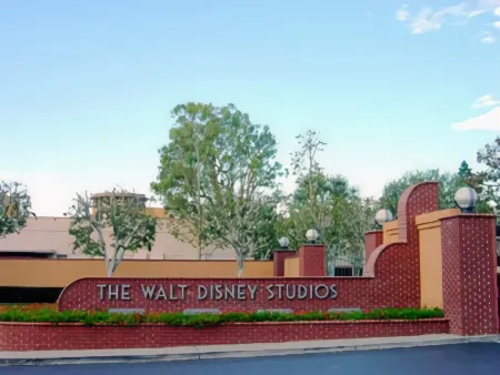 Best Western Plus Media Center Inn  Suites