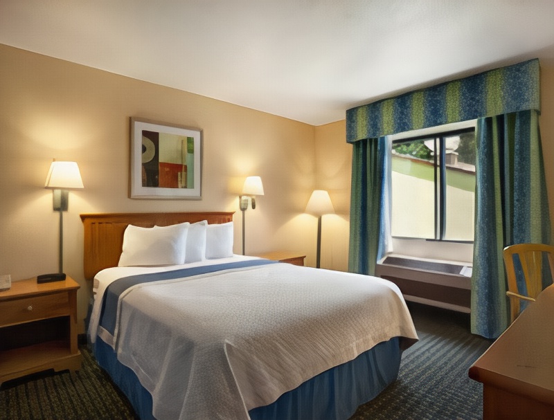 Days Inn & Suites by Wyndham East Flagstaff