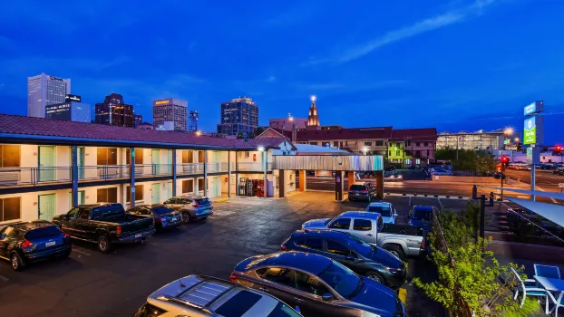 SureStay Hotel by Best Western Phoenix Downtown Hotels near Orpheum Theatre Phoenix