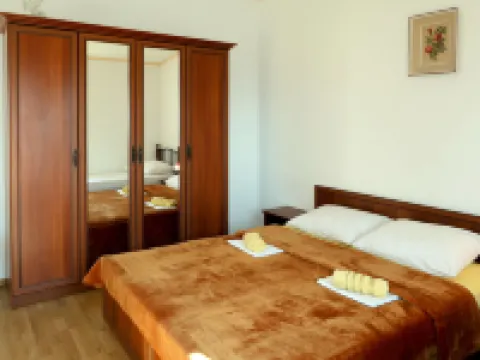 Rudez Hotels in Gradac