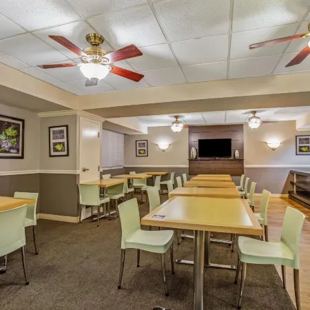La Quinta Inn & Suites by Wyndham Miami Lakes