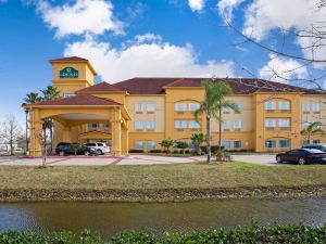 La Quinta Inn & Suites by Wyndham Pearland - Houston South