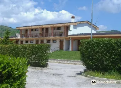 Hotel la Compagnia Del Viaggiatore Hotels near Gran Sasso Science Institute
