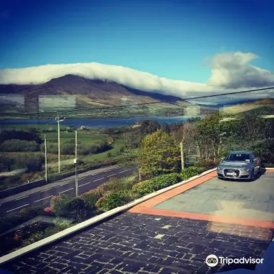 Iveragh Heights Hotels near Top Of The Rock Viewing Platform