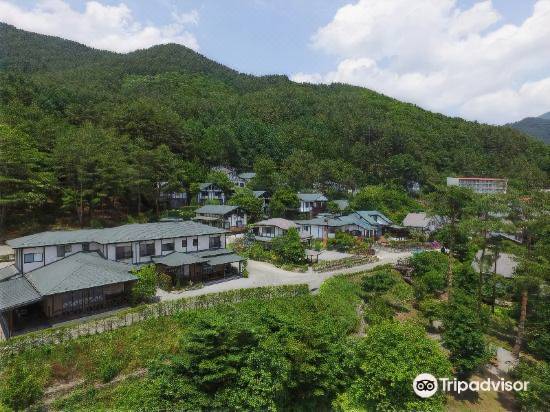 河口湖カントリーコテージ Ban 富士河口湖 宿泊予約 安い料金プラン 口コミ 部屋写真 Trip Com