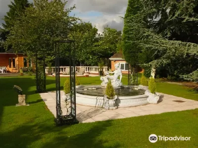 The Redlands Accommodation Hotels in Hampton in Arden