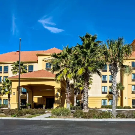 La Quinta Inn & Suites by Wyndham PCB Pier Park Area