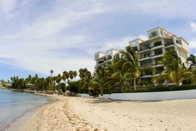 La Concha Beach Hotel & Club Hotels near CASA PARRA GALLERY: Mexican native art
