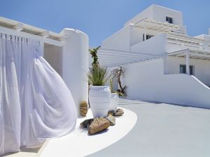 Livin Mykonos Hotel