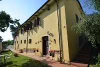 Lovely Holiday Home in Monte Colombo on Farm