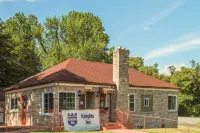 The Hillside Hotel Hotels in Bolivar