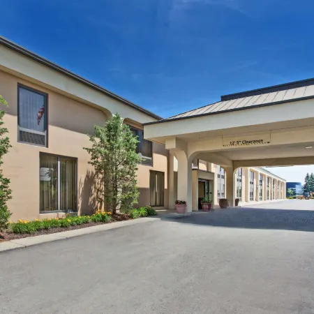 A Victory Hotel & Suites