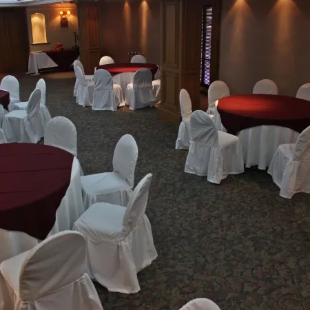 Hafersons Inn Hotel & Suites