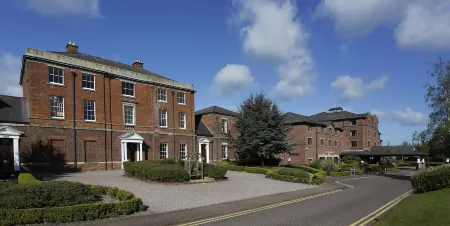 BW Stoke on Trent City Centre Отели рядом с достопримечательностью «The Excel Academy»