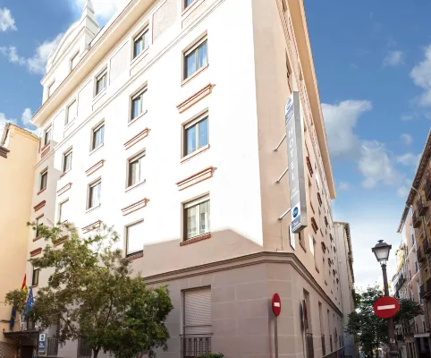 ベストウエスタン ホテル ロス コンデス