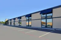 더 인 & 스위트 앳 34 피프티