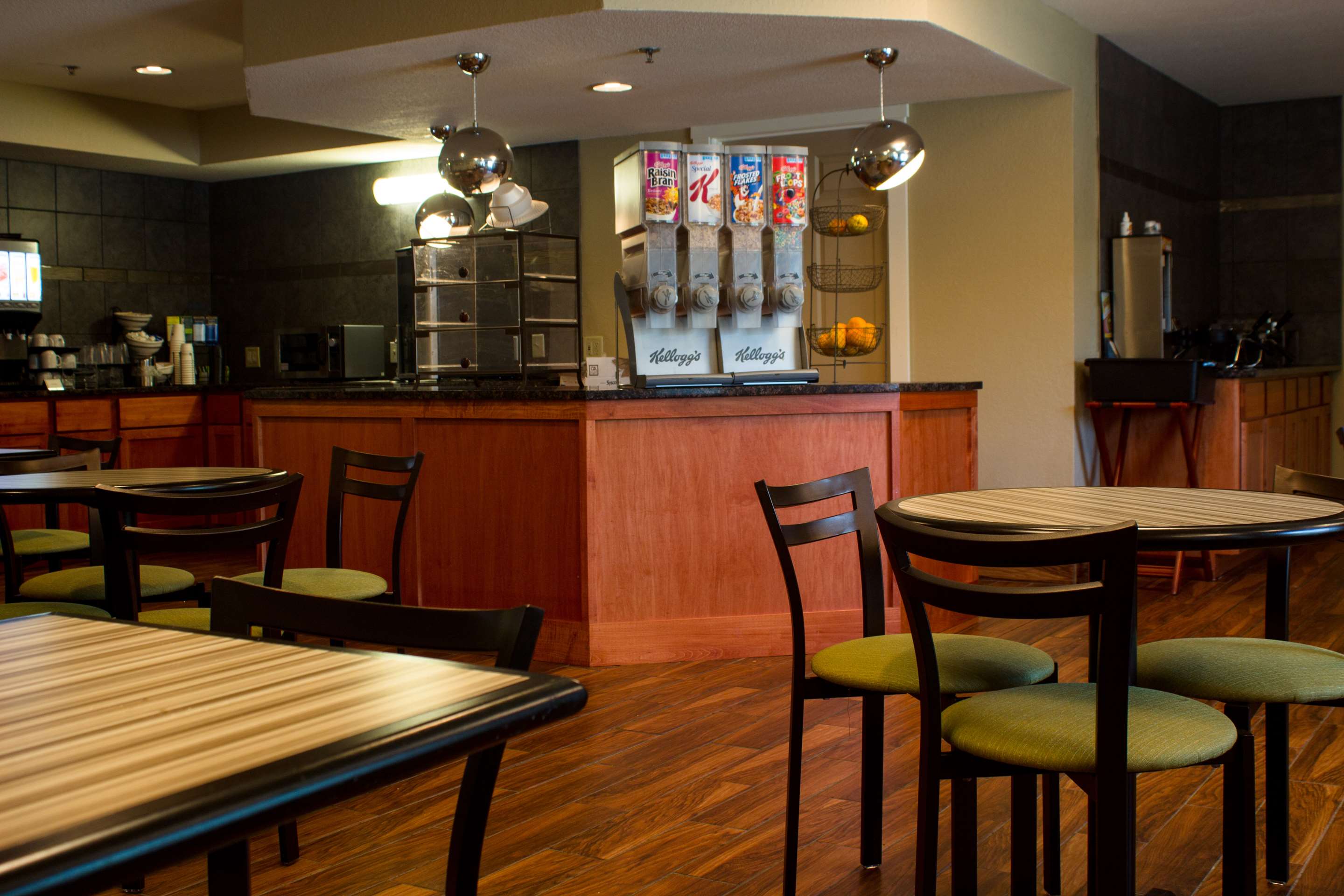 Best Western Plus Menomonie Inn & Suites