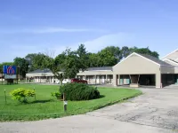 Motel 6 Prairie du Chien, WI Hotels in Prairie du Chien