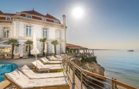 阿爾巴羅斯酒店