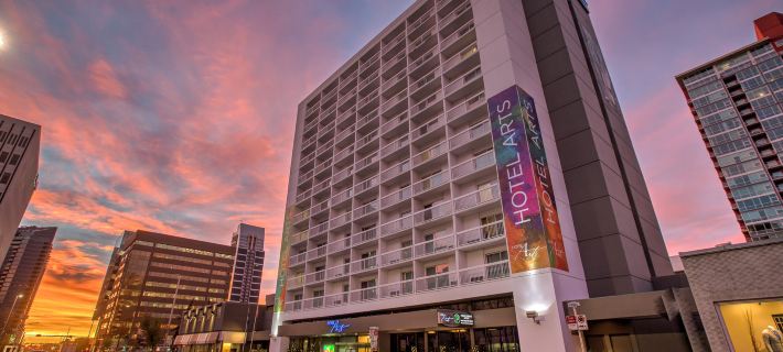 Hotel Arts Hotels in Calgary