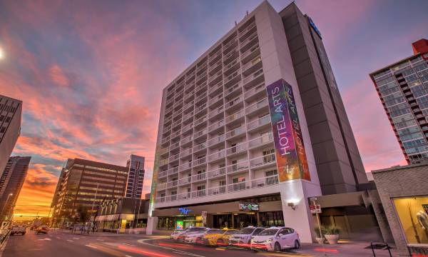 Hotel Arts