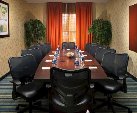 페어필드 인 & 스위트 바이 메리어트 올랜도 레이크 부에나 비스타 인 더 메리어트 빌리지 썸네일