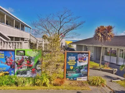 Finlay Jack's Backpackers โรงแรมใน