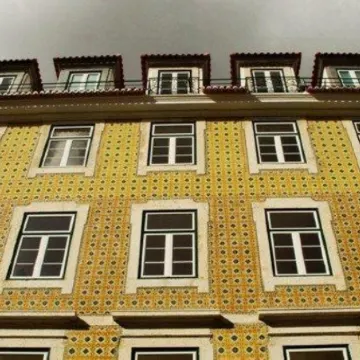 リスボン アーセナル スイーツ ビカのケーブルカー周辺のホテル