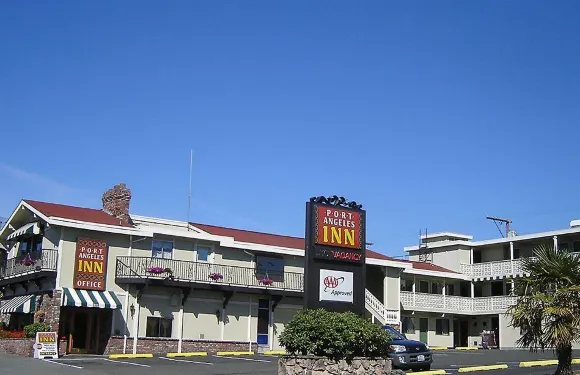 安吉利斯港汽車旅館