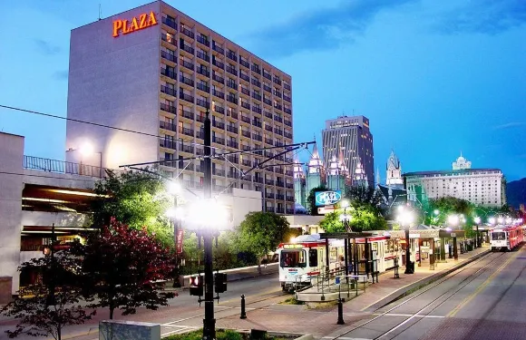 鹽湖廣場貝斯特韋斯特SureStay精選酒店