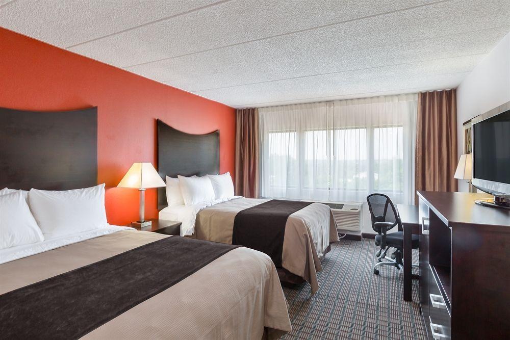 Comfort Inn & Suites BWI Airport