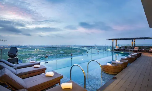 Liberty Central Saigon Riverside
