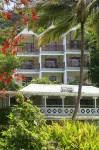 Marigot Beach Club & Dive Resort